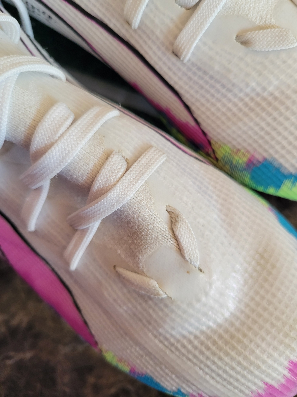 Puma Womens Soccer Cleats Size 6 - Picture 3 of 10